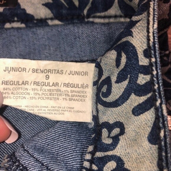 sacred virtue 9R juniors damask print jeans New with tags - Picture 4 of 6